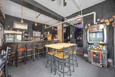 13 S Linn Street Iowa City IA 52240