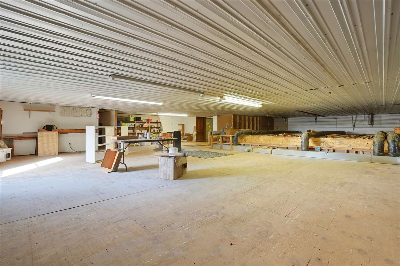 216 S 15th Avenue Washington IA 52353