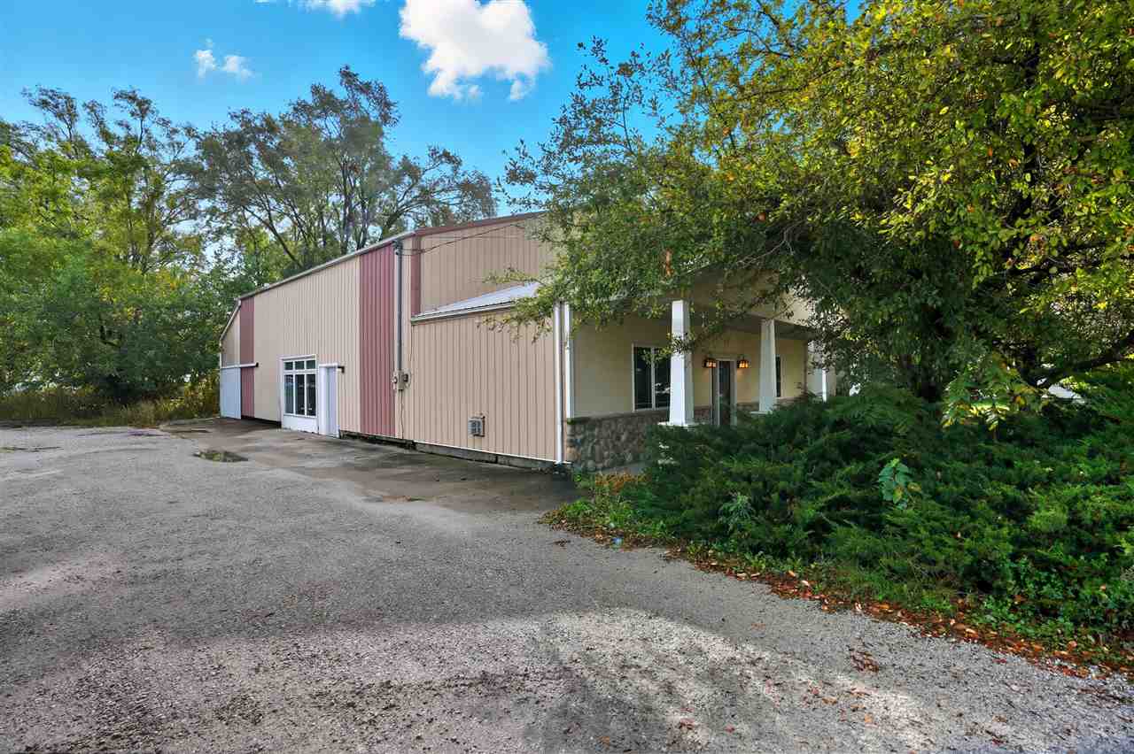 216 S 15th Avenue Washington IA 52353