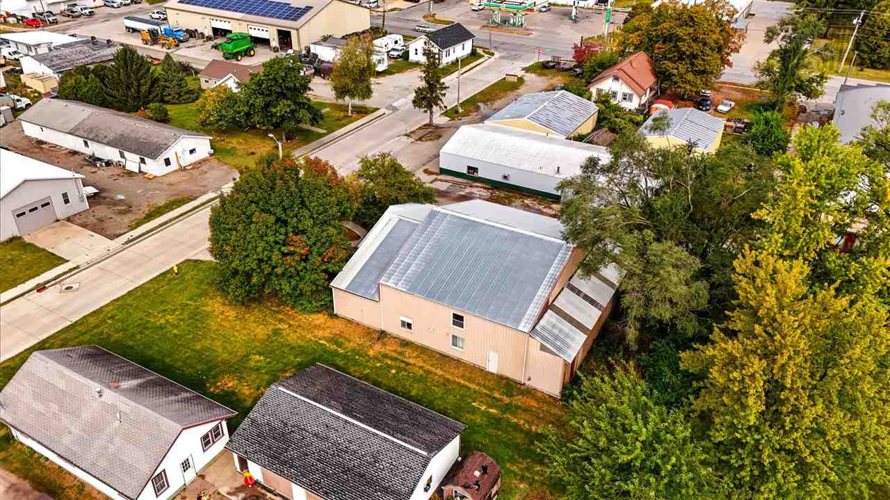 216 S 15th Avenue Washington IA 52353