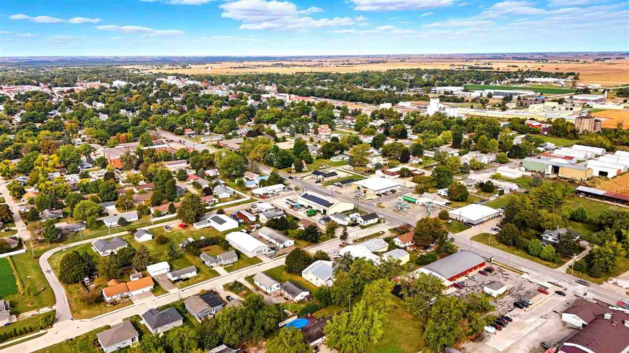 216 S 15th Avenue Washington IA 52353