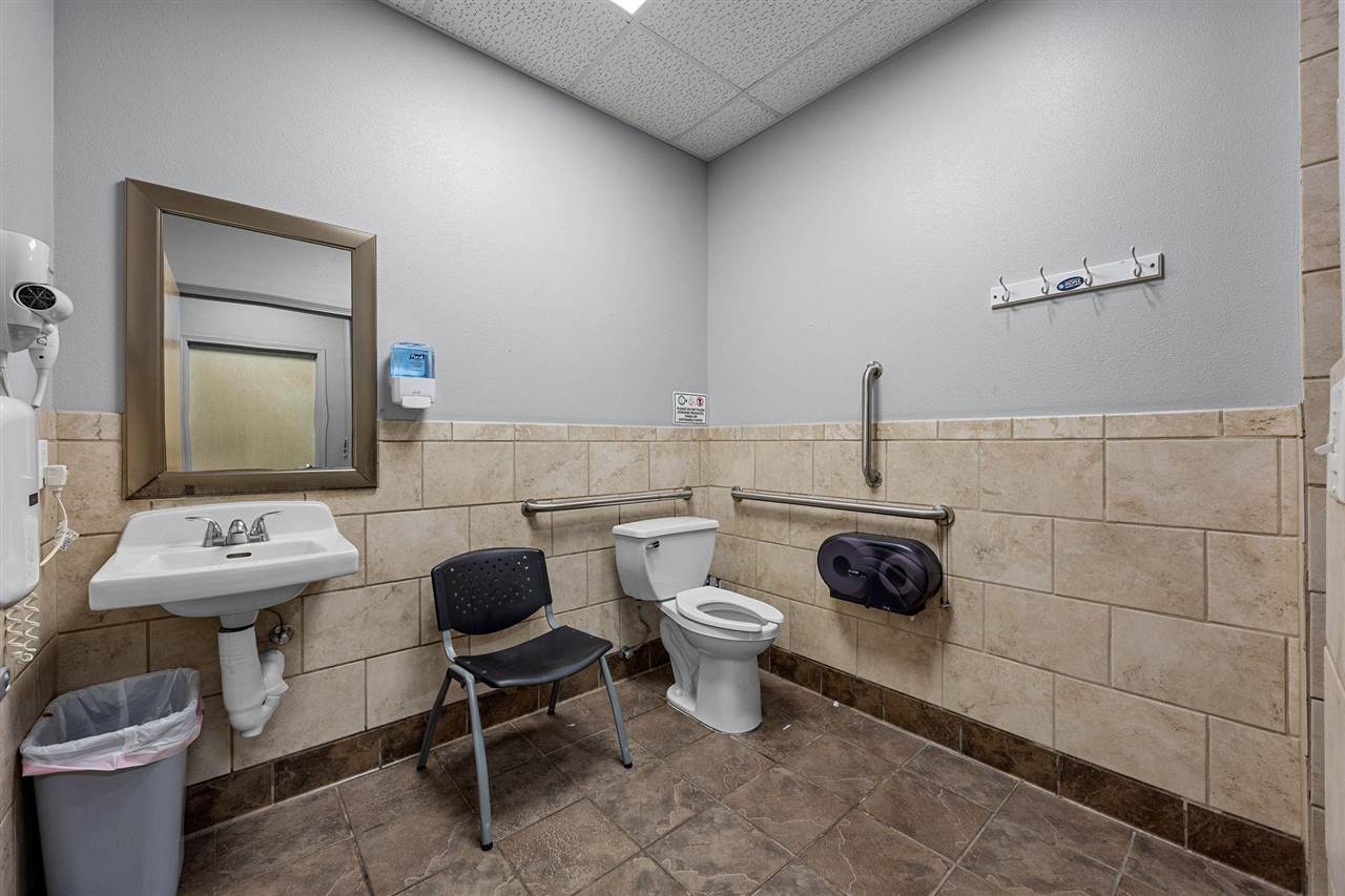 501 7th Avenue Marion IA 52302-5741