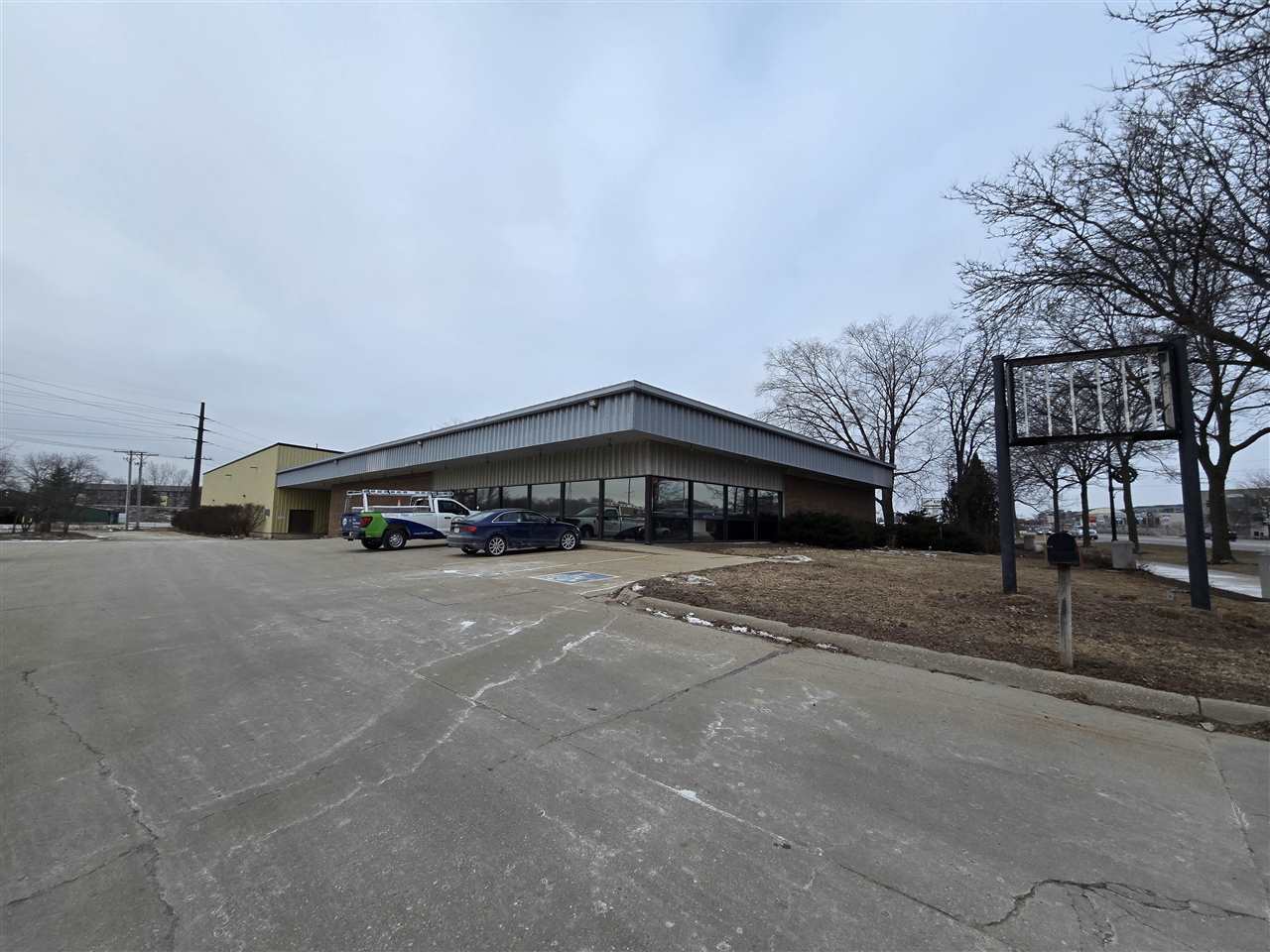 218 2nd Street Coralville IA 52241