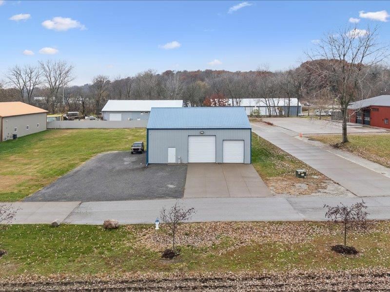 1405 River's Edge Drive Muscatine IA 32761
