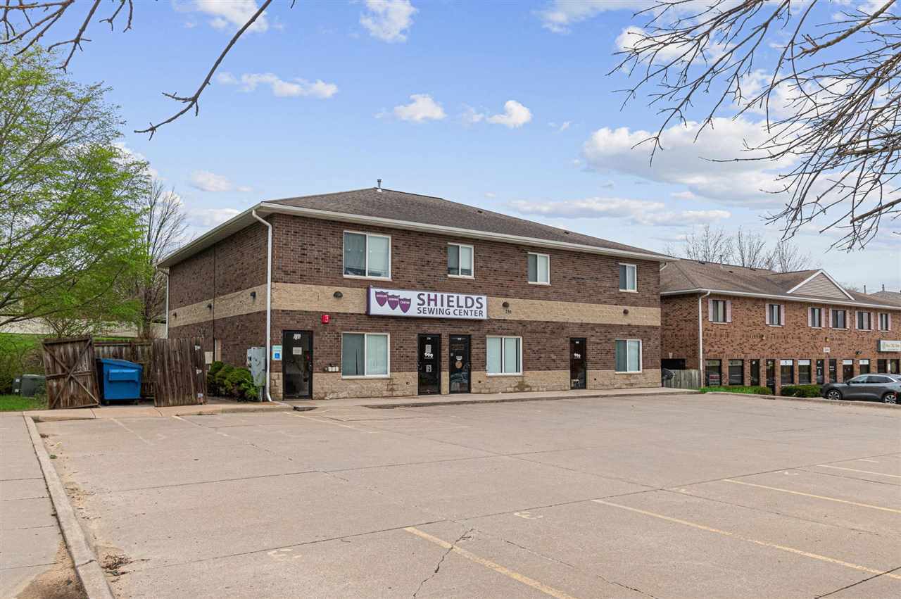 234 Scott Court Iowa City IA 52245