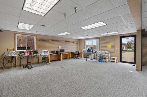 234 Scott Court Iowa City IA 52245