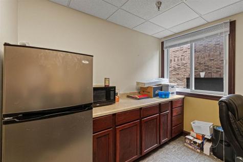 234 Scott Court Iowa City IA 52245
