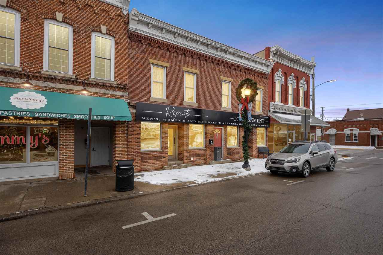 118 N Franklin Street Manchester IA 52057