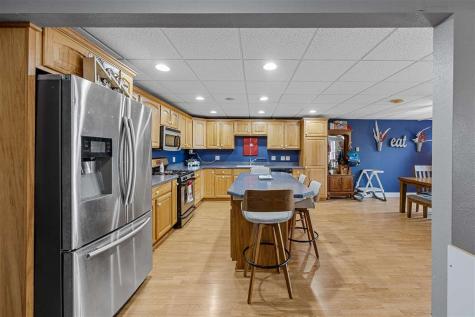 118 N Franklin Street Manchester IA 52057