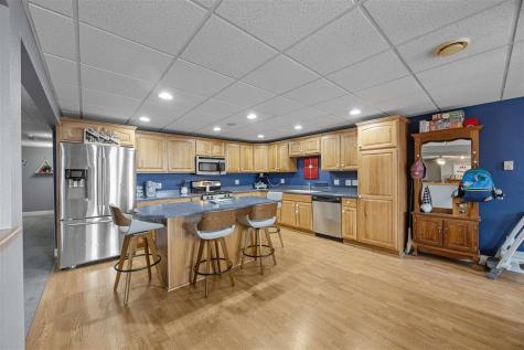 118 N Franklin Street Manchester IA 52057