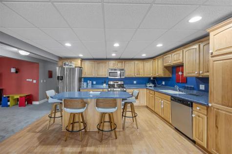 118 N Franklin Street Manchester IA 52057
