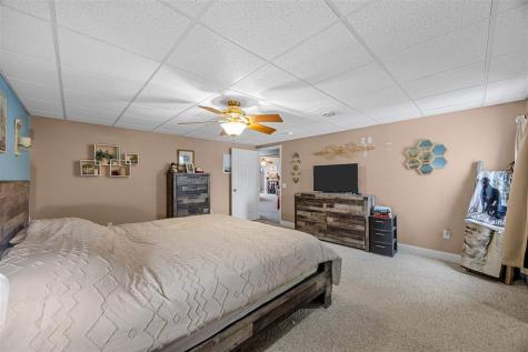 118 N Franklin Street Manchester IA 52057