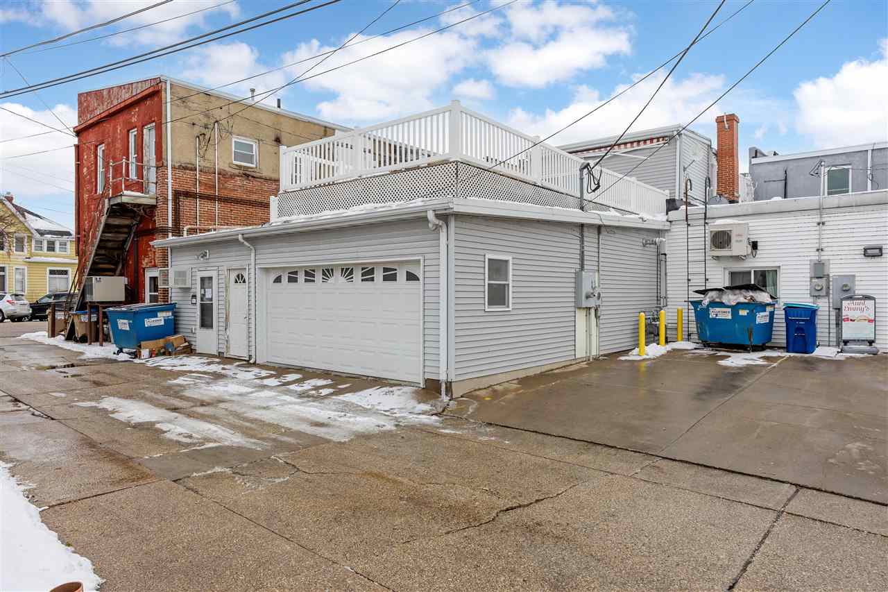 118 N Franklin Street Manchester IA 52057