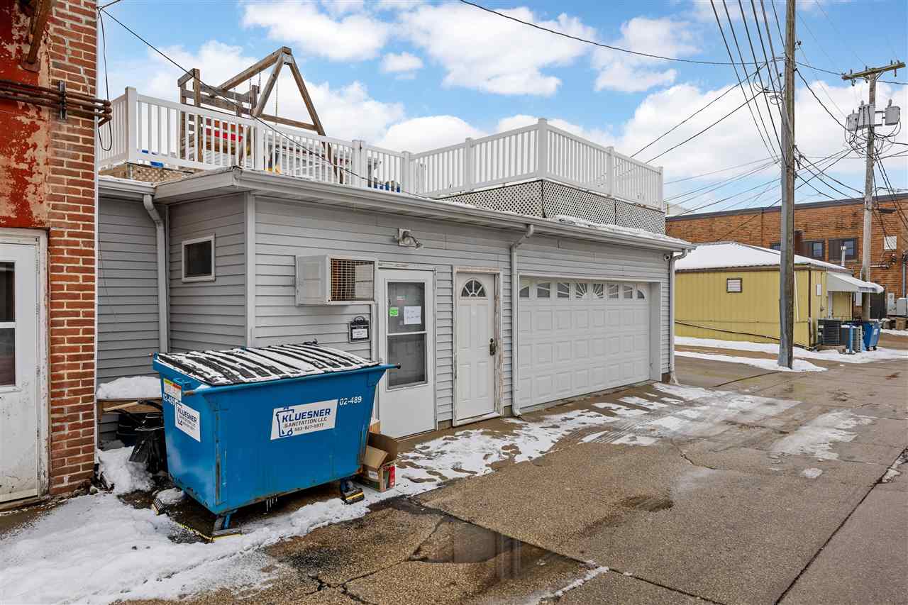 118 N Franklin Street Manchester IA 52057