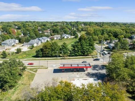 955 Mormon Trek Boulevard Iowa City IA 52246