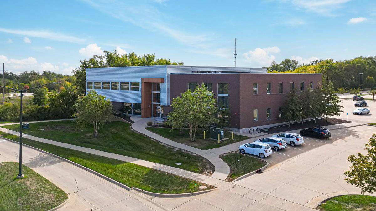 2598 University Parkway Coralville IA 52241