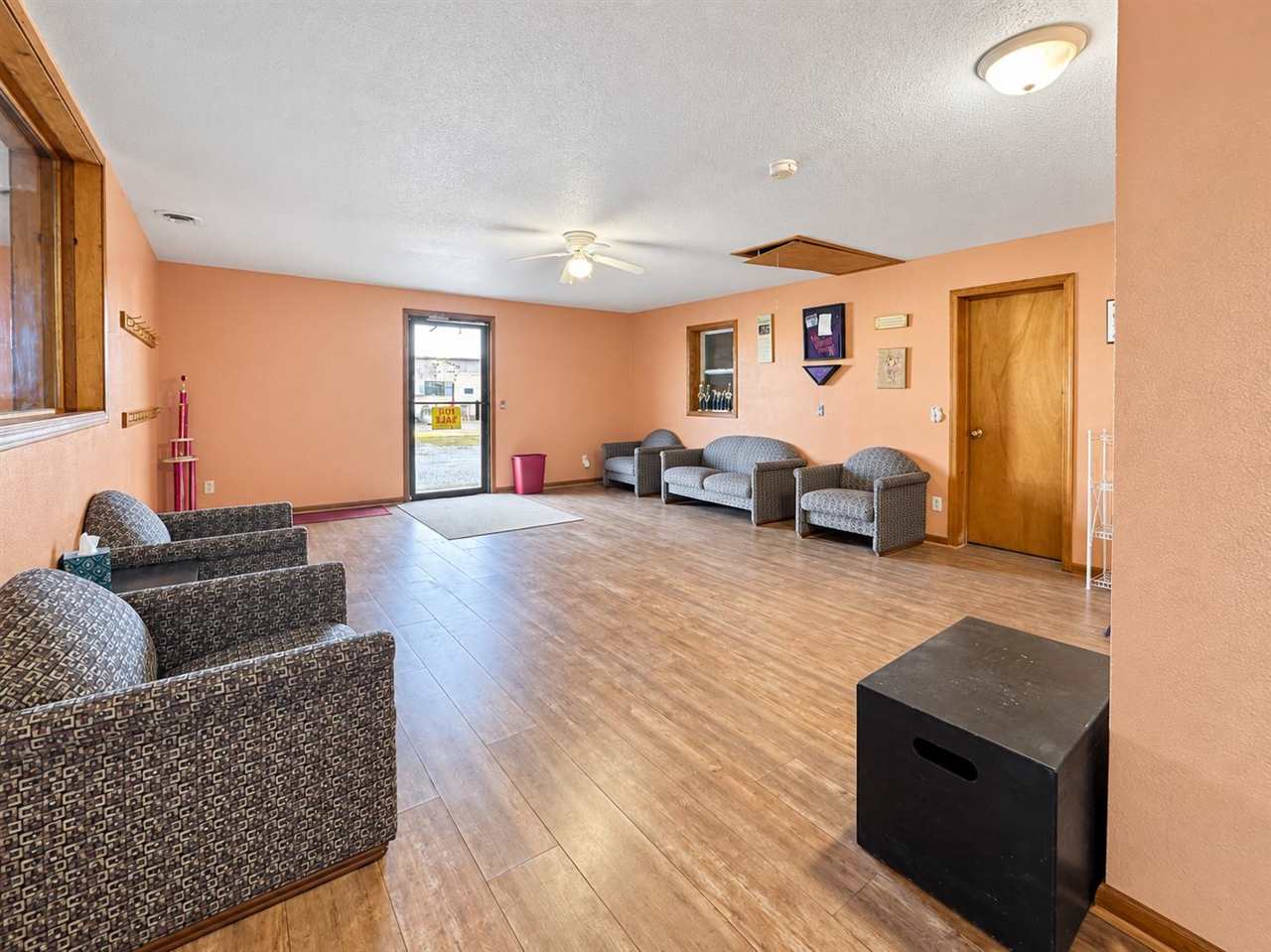 1609 E Washington Street Washington IA 52353