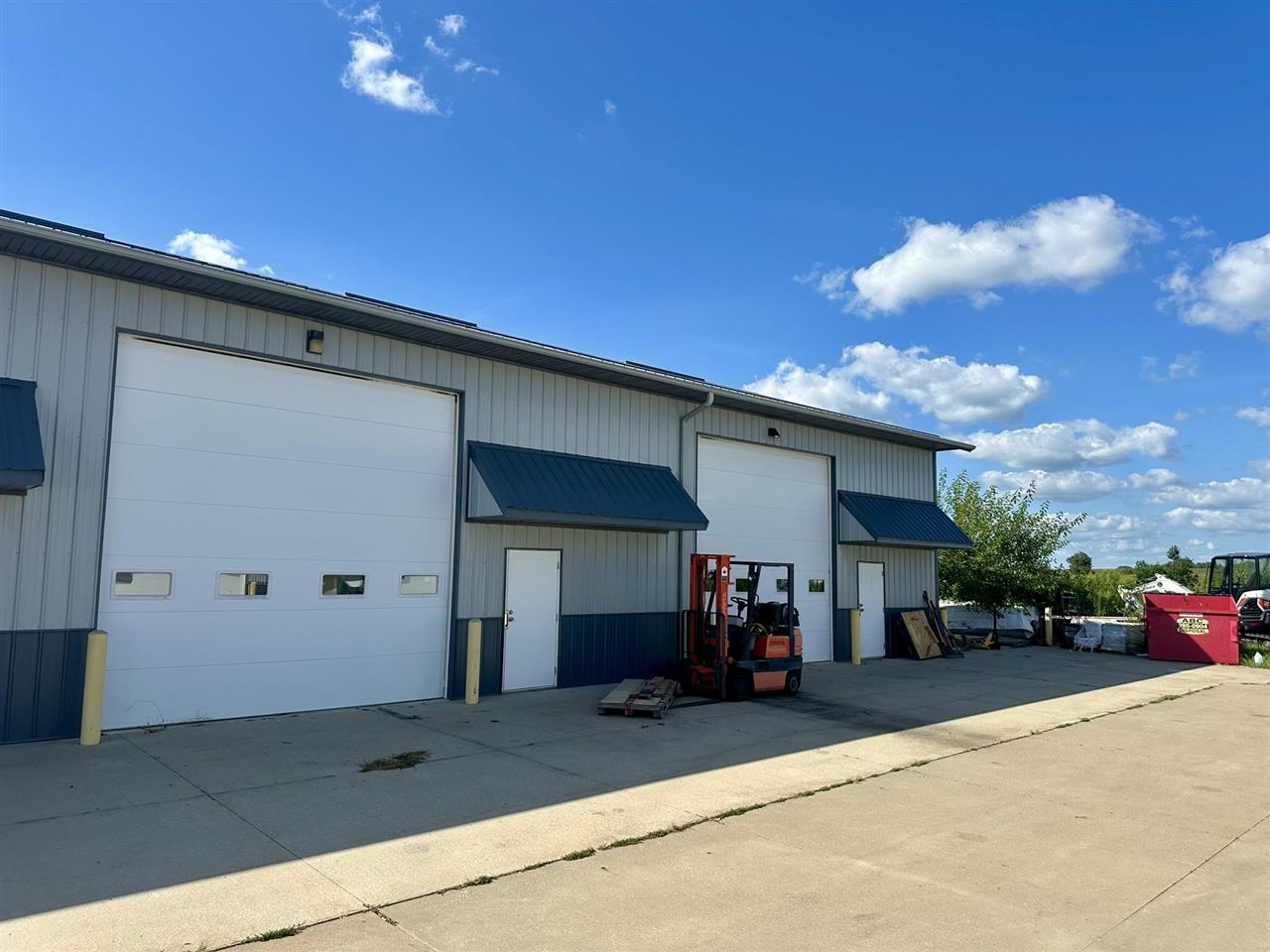 3496 Dolphin Drive Iowa City IA 52240