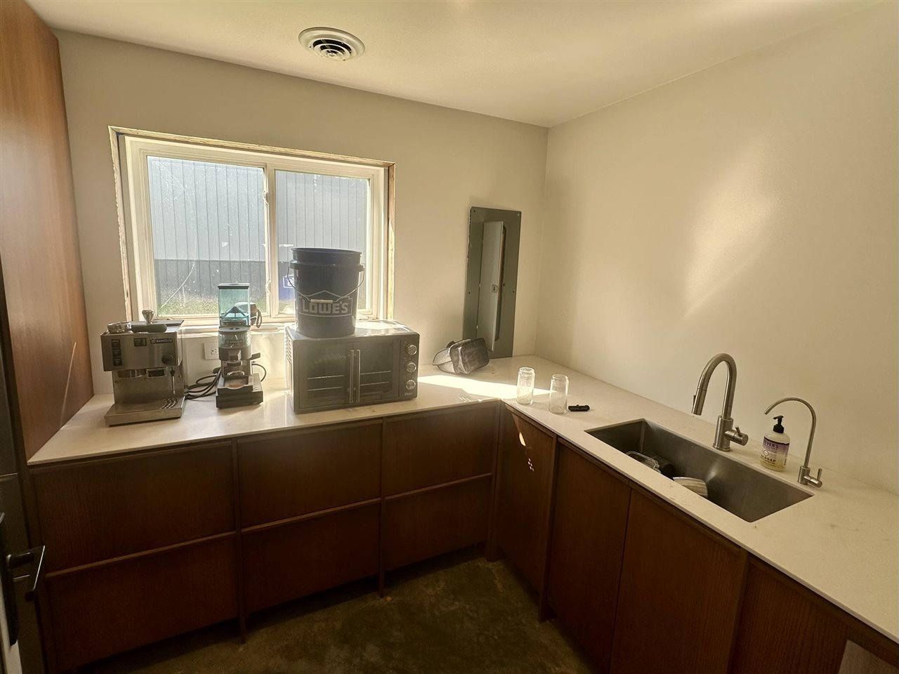 3496 Dolphin Drive Iowa City IA 52240