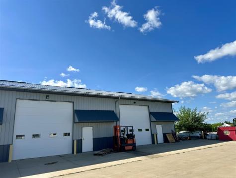 3496 Dolphin Drive Iowa City IA 52240