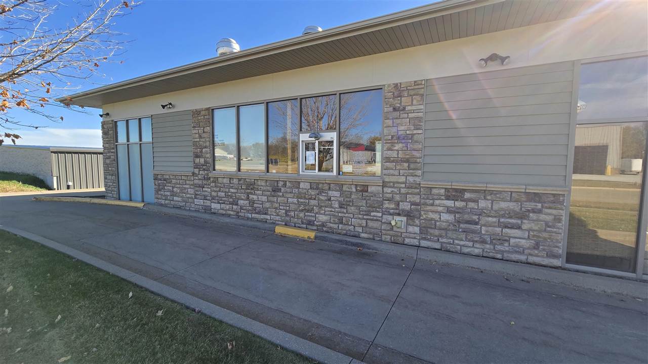 101 Windflower Lane Solon IA 52333