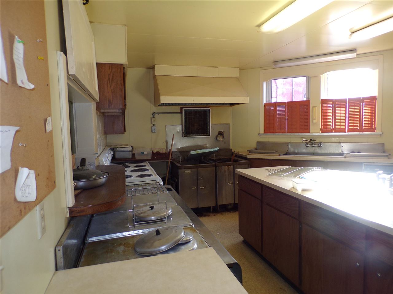 307 N Calhoun Street West Liberty IA 52776