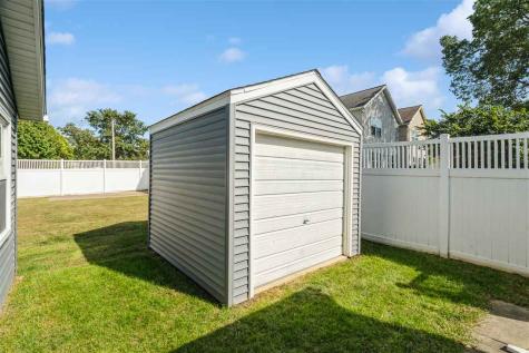 715 SE 10th Avenue Cedar Rapids IA 52403