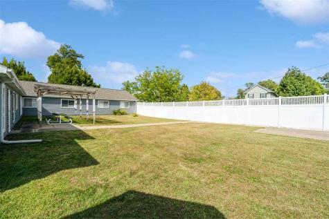 715 SE 10th Avenue Cedar Rapids IA 52403