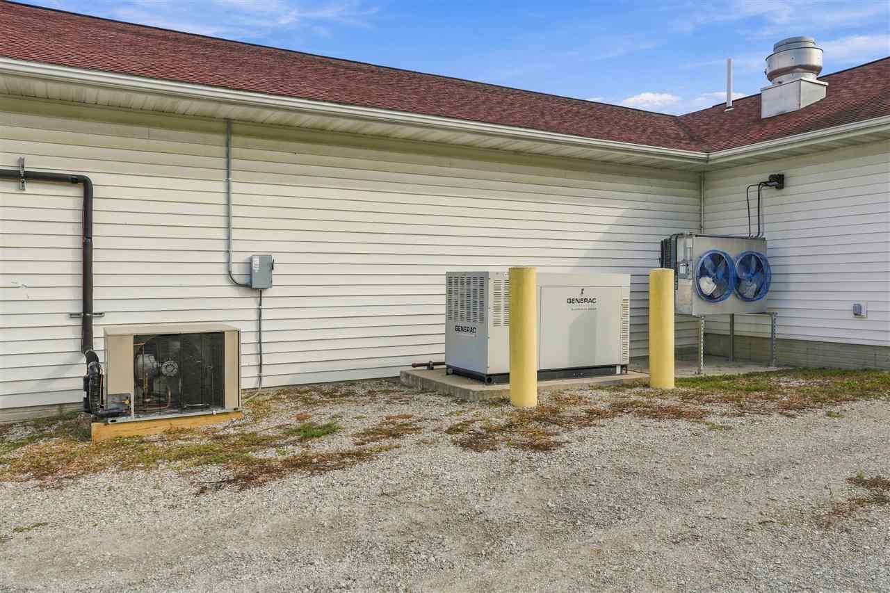 1001 3rd Street Victor IA 52347