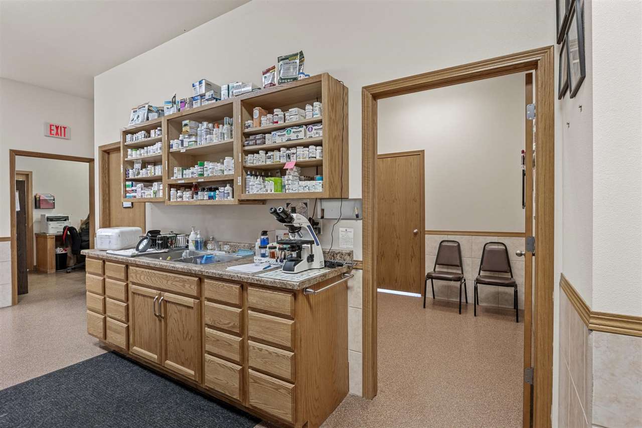 135 80th Street Fairfax IA 52228