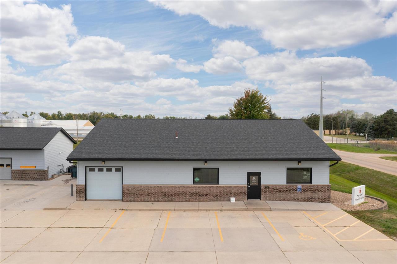 135 80th Street Fairfax IA 52228