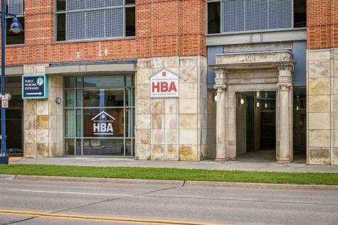 11 S Gilbert Street Iowa City IA 52240