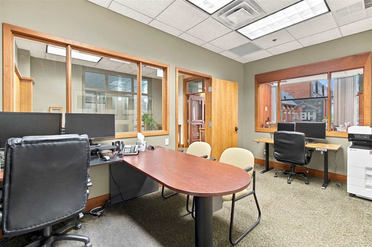 11 S Gilbert Street Iowa City IA 52240