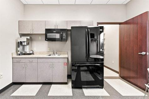 551 Westbury Road Iowa City IA 52245