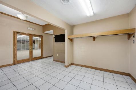 1700 SW Naoma Drive Cedar Rapids IA 52404