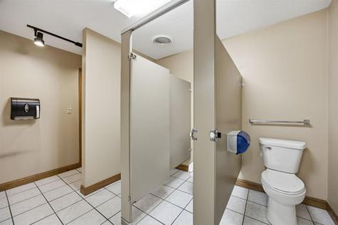 1700 SW Naoma Drive Cedar Rapids IA 52404