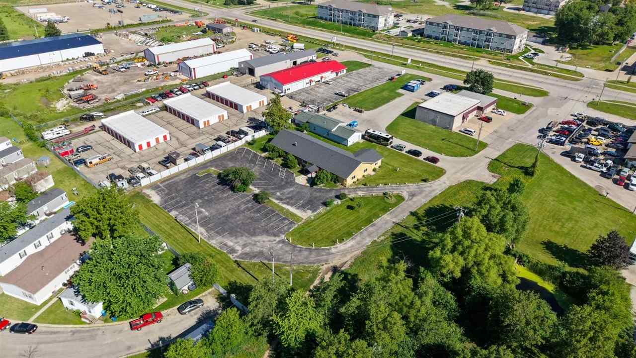 1700 SW Naoma Drive Cedar Rapids IA 52404