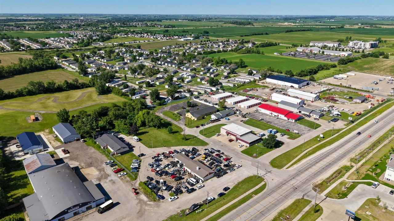 1700 SW Naoma Drive Cedar Rapids IA 52404