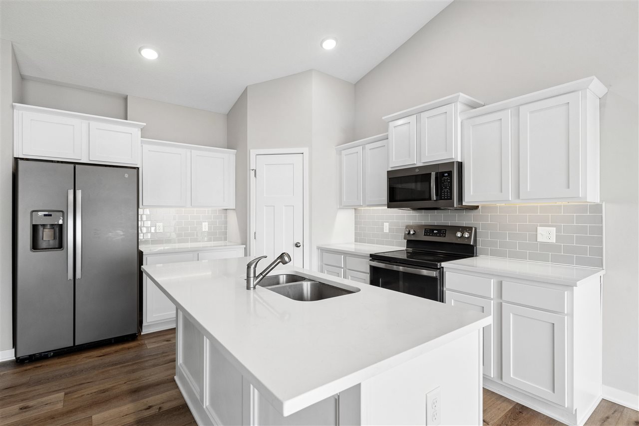 1306 NW 33rd Lane Ankeny IA 50023