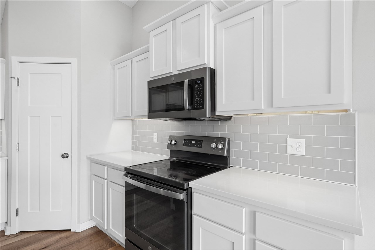 1306 NW 33rd Lane Ankeny IA 50023