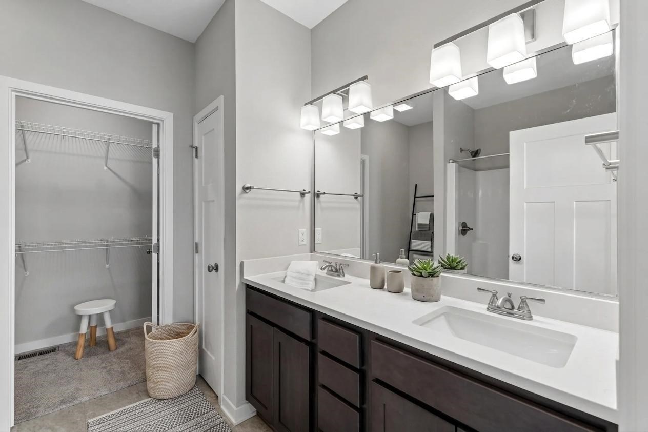 1306 NW 33rd Lane Ankeny IA 50023