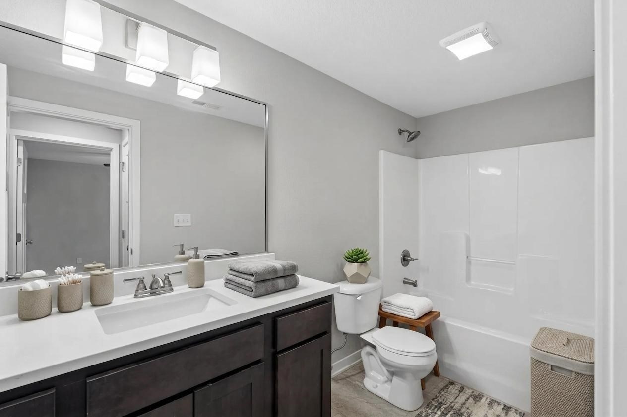 1306 NW 33rd Lane Ankeny IA 50023