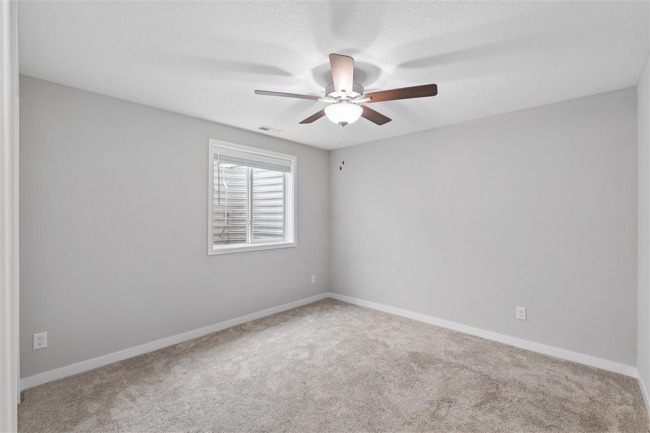 1306 NW 33rd Lane Ankeny IA 50023
