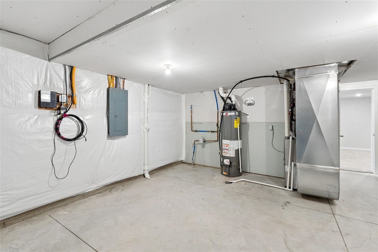 1306 NW 33rd Lane Ankeny IA 50023