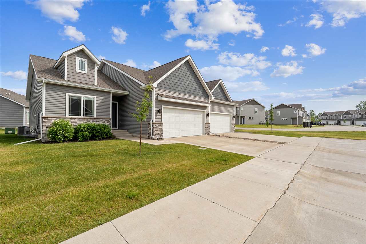 1306 NW 33rd Lane Ankeny IA 50023