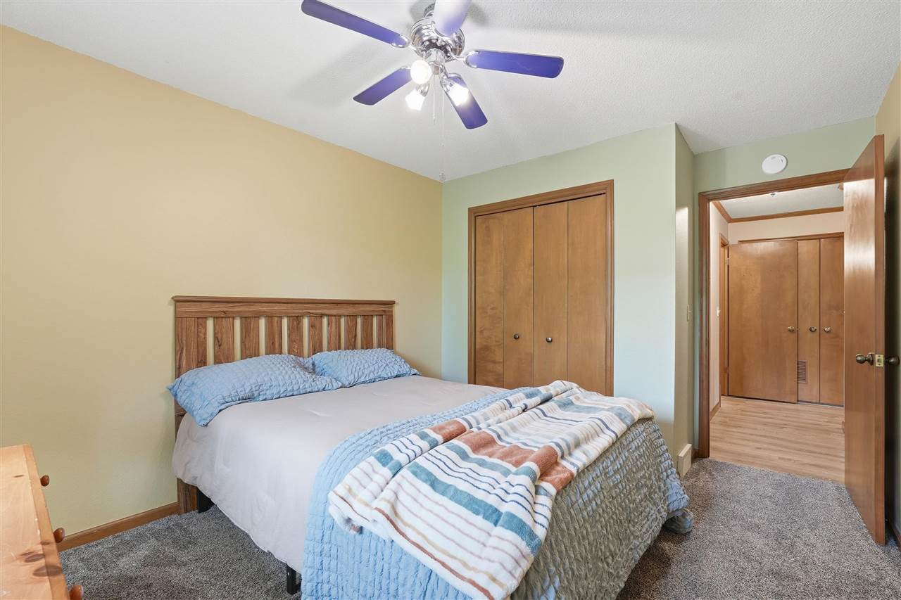 1732 Pikes Peak Court NE Cedar Rapids IA 52402