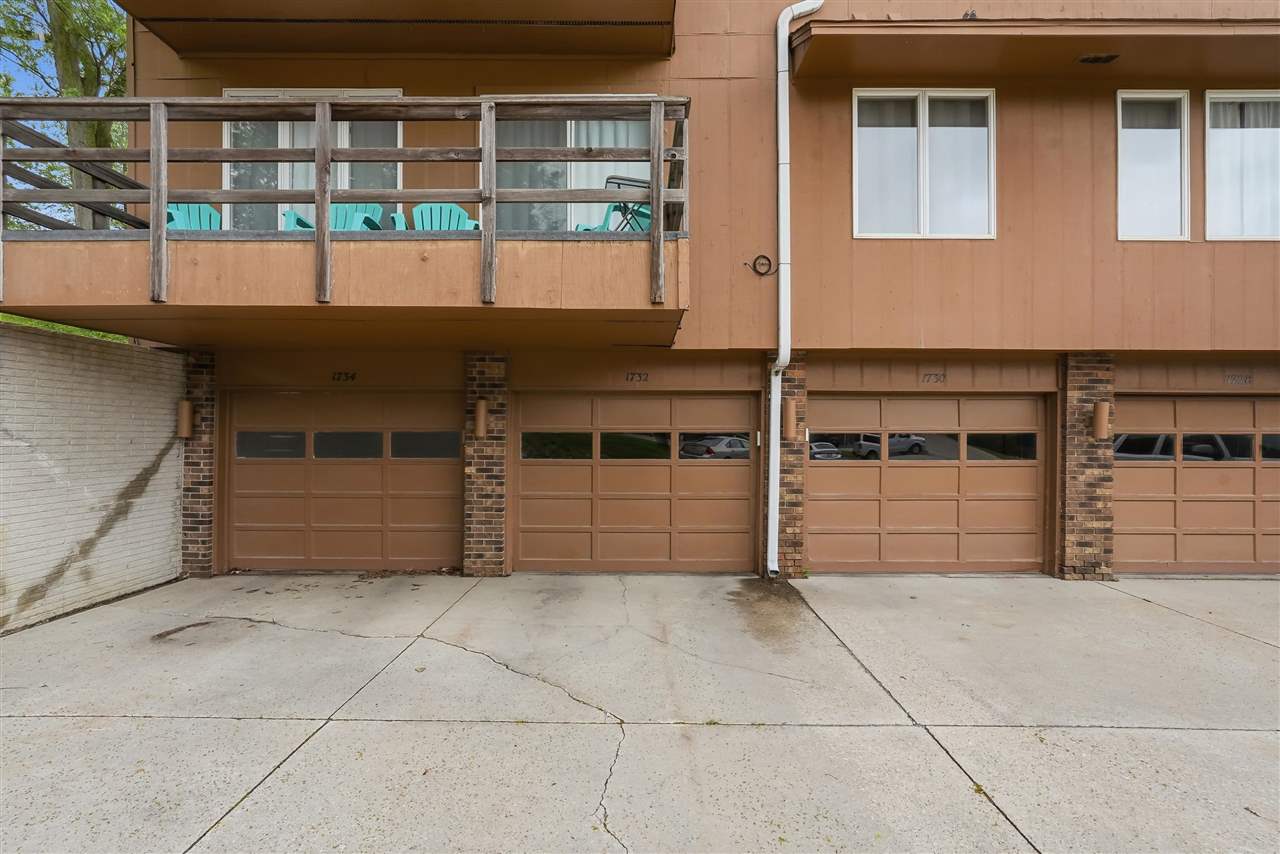 1732 Pikes Peak Court NE Cedar Rapids IA 52402