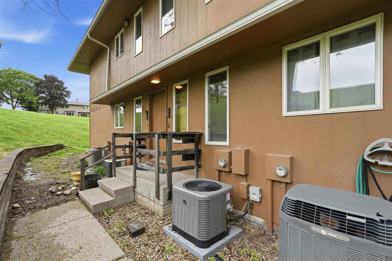 1732 Pikes Peak Court NE Cedar Rapids IA 52402