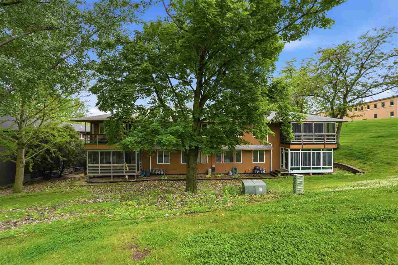 1732 Pikes Peak Court NE Cedar Rapids IA 52402