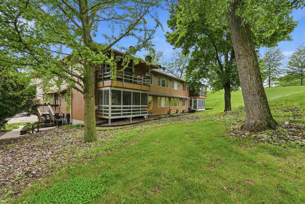 1732 Pikes Peak Court NE Cedar Rapids IA 52402